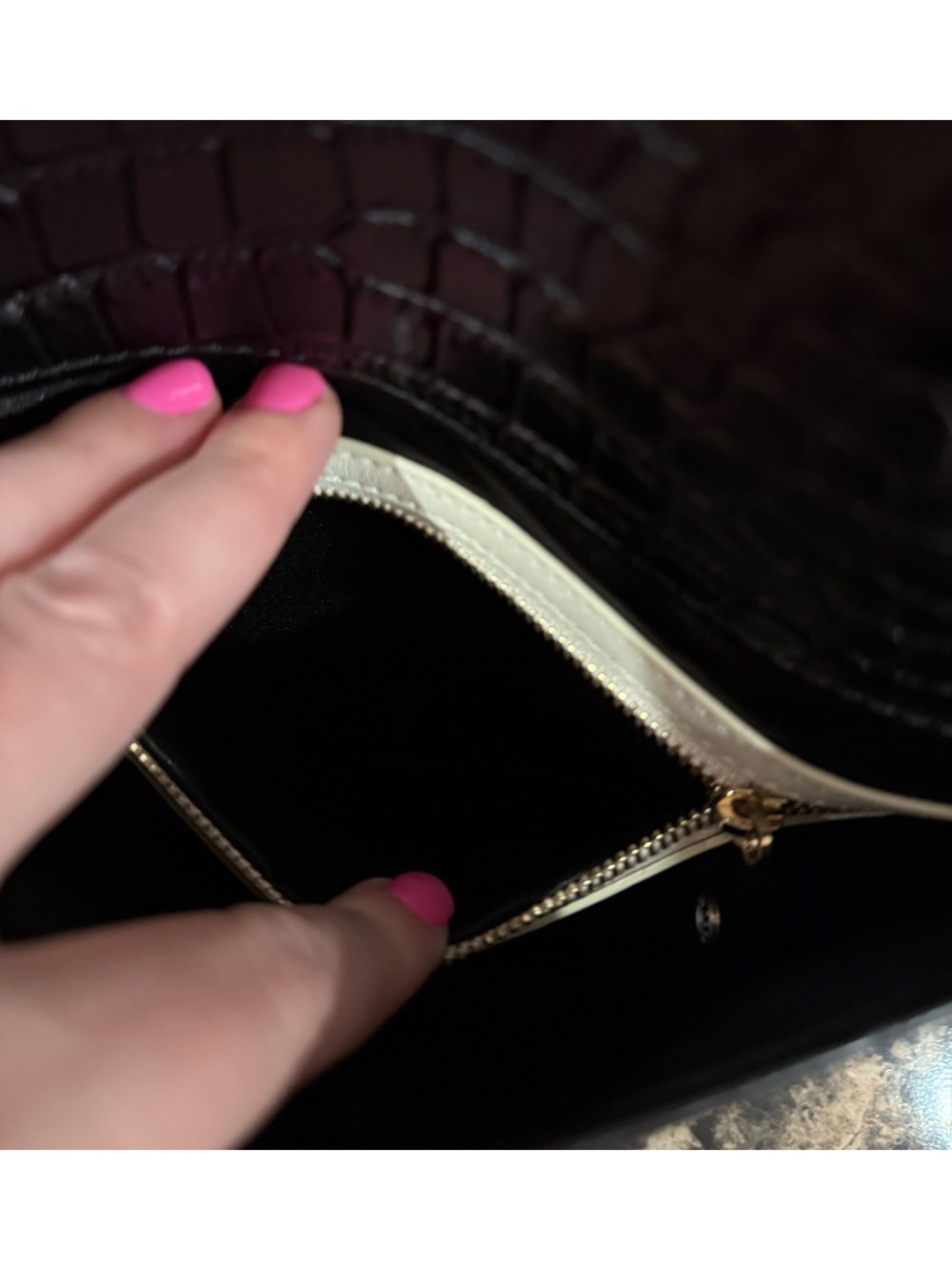 Henri Bendel Black Calf Hair & Croc Embossed Convertible Crossbody Clutch Bag - Picture 13 of 15